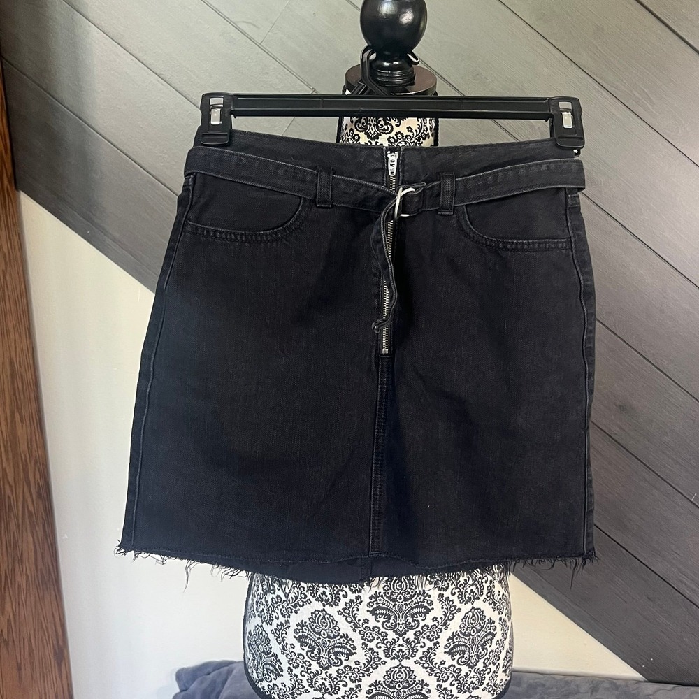 Hollister High Rise Black‎ Denim Skirt with Zipper & Belt- Fringe